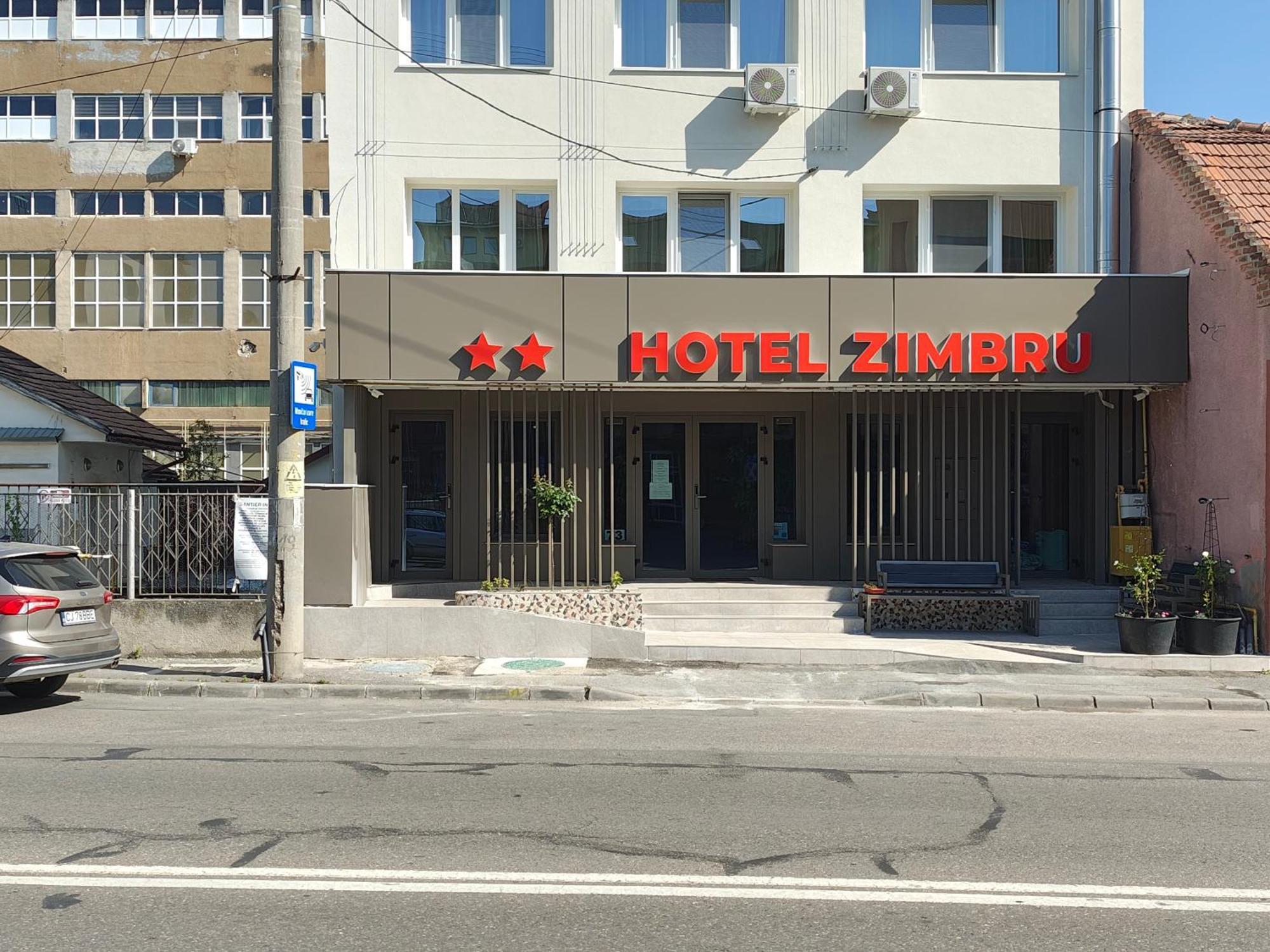 Hotel Zimbru Cluj-Napoca Extérieur photo