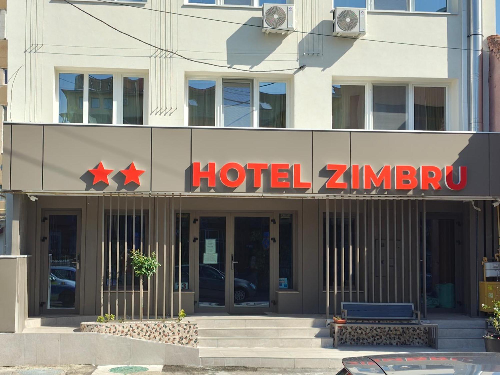 Hotel Zimbru Cluj-Napoca Extérieur photo