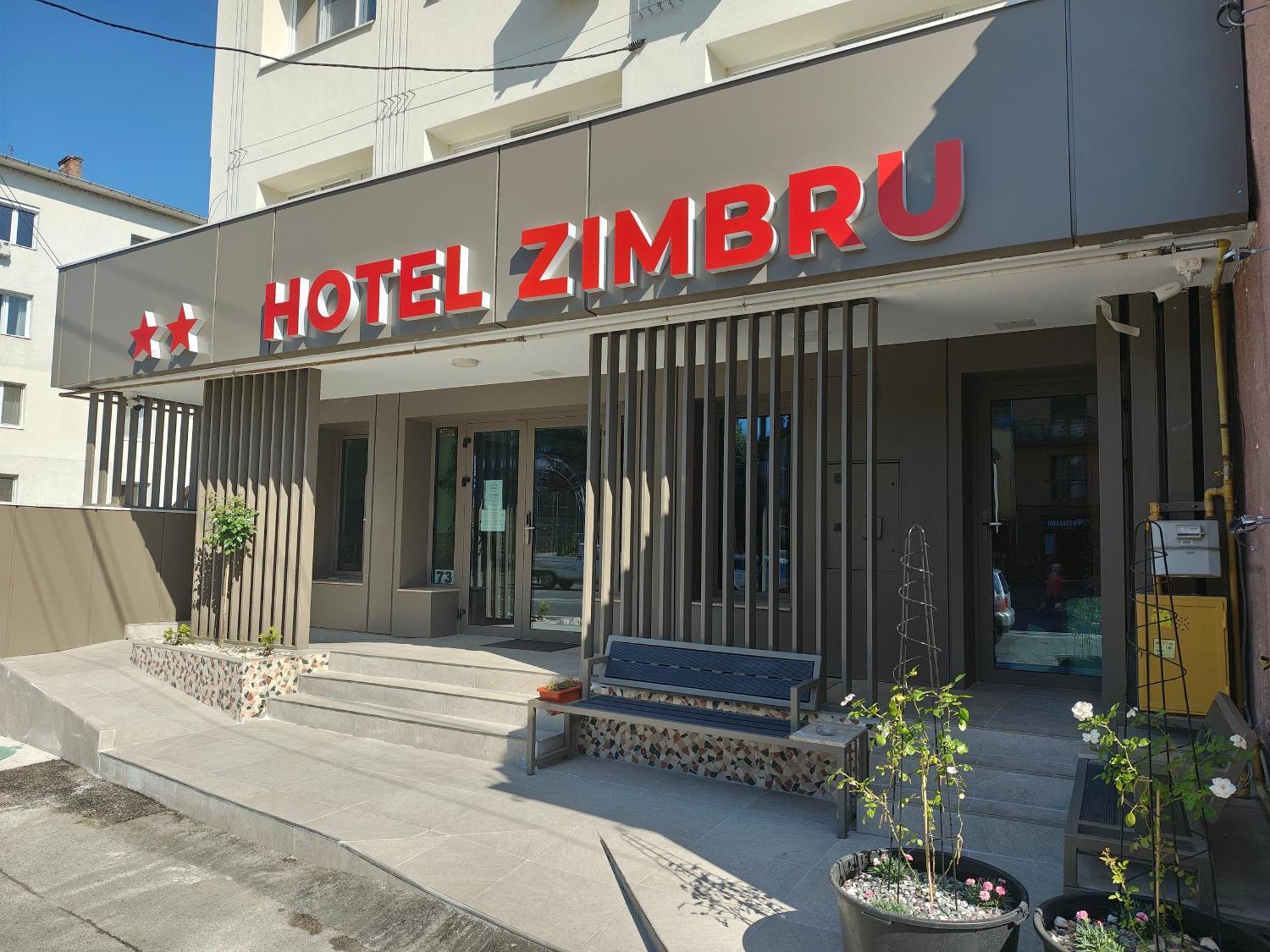 Hotel Zimbru Cluj-Napoca Extérieur photo