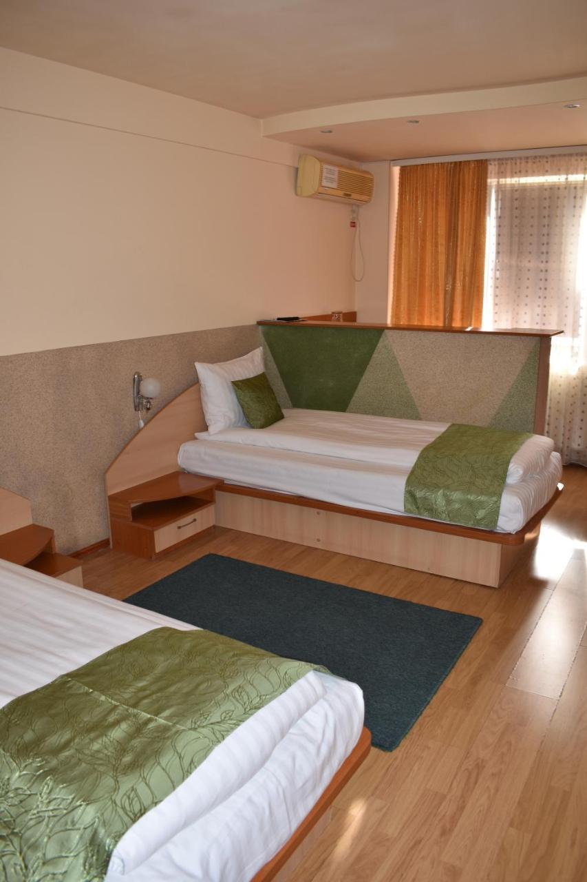 Hotel Zimbru Cluj-Napoca Extérieur photo