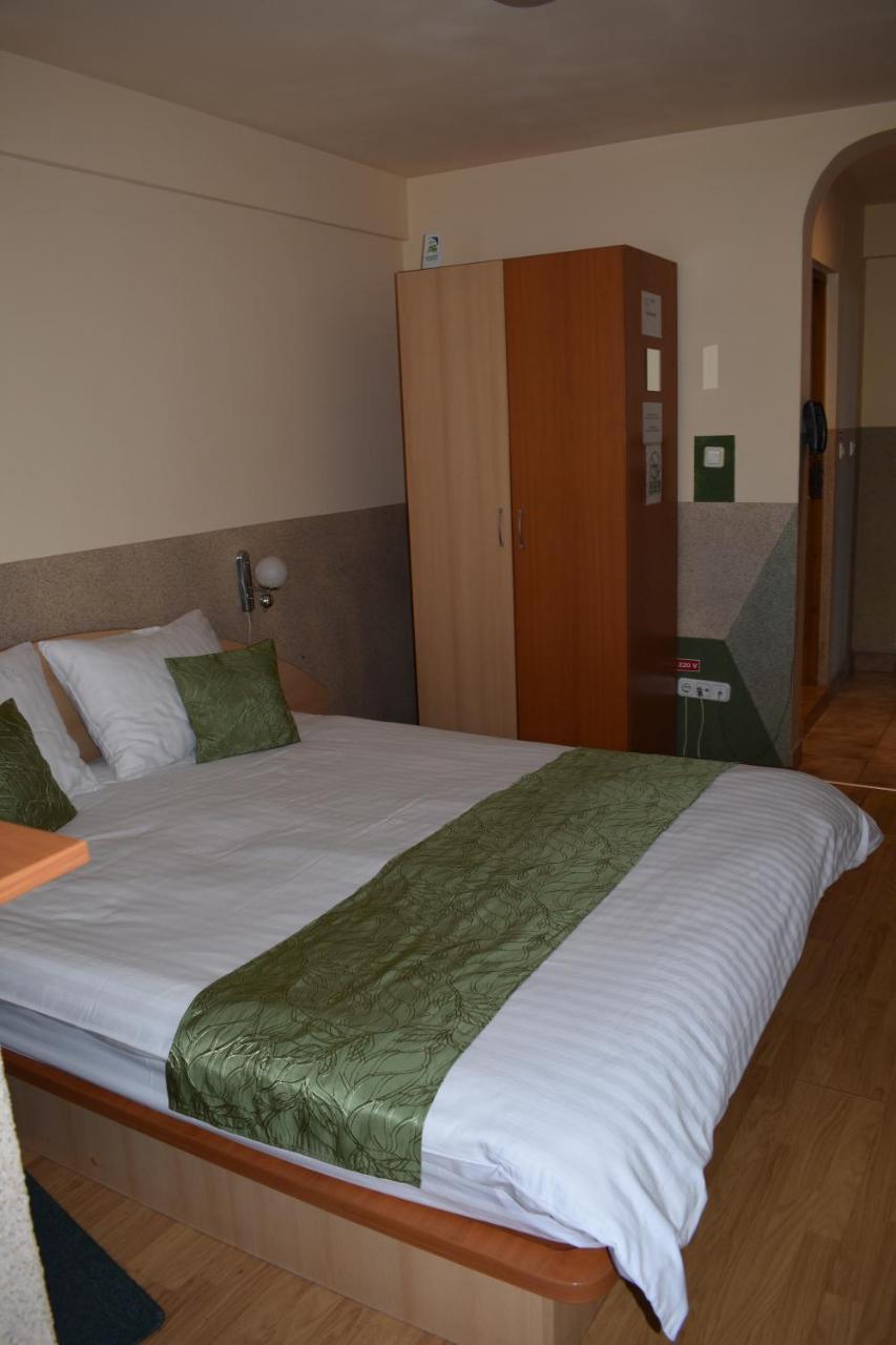 Hotel Zimbru Cluj-Napoca Extérieur photo
