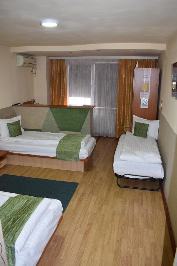 Hotel Zimbru Cluj-Napoca Extérieur photo